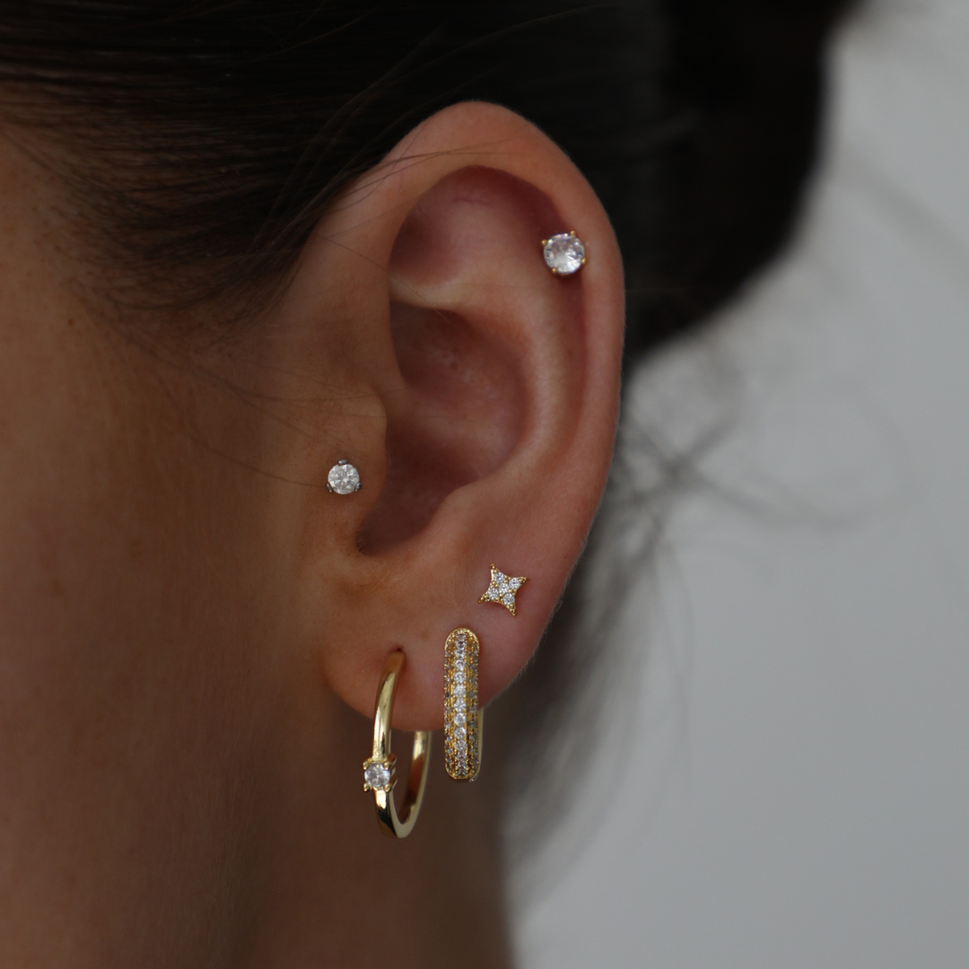 Star-shaped earrings