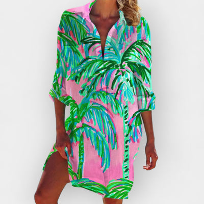 Elegant dress with timeless lines