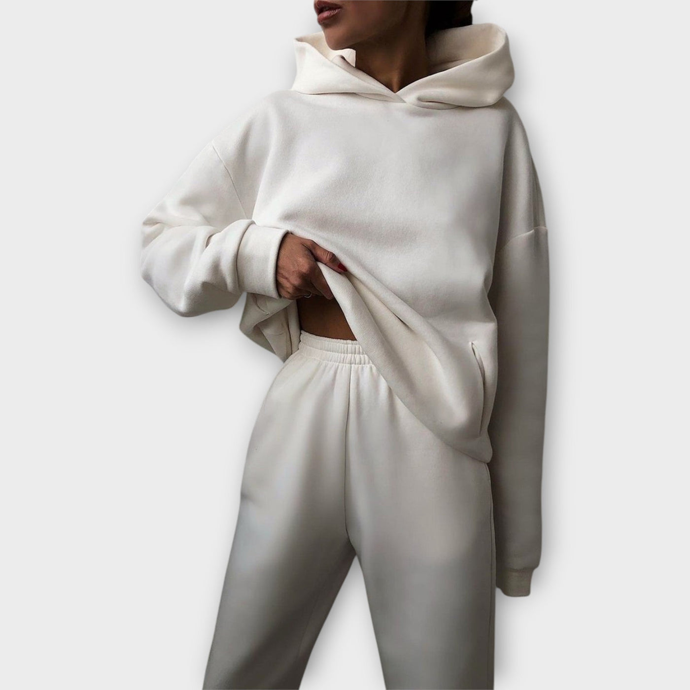 Hooded set with modern comfort