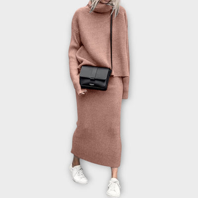 Knitted set with high neck and skirt