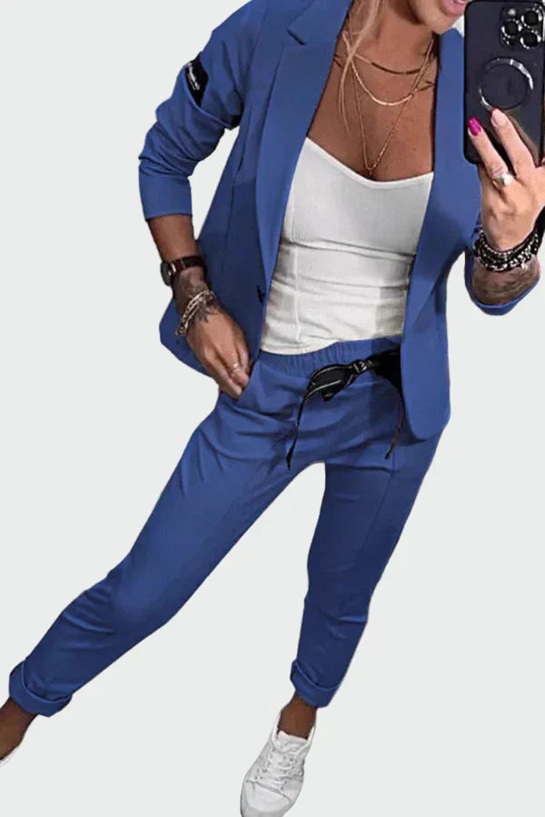 An effortlessly elegant two-piece suit