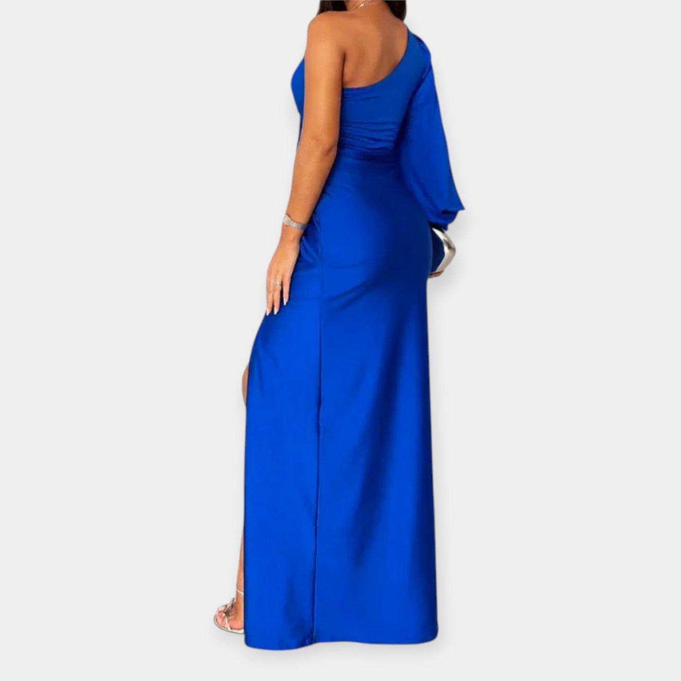 Maxi dress with one shoulder and slit