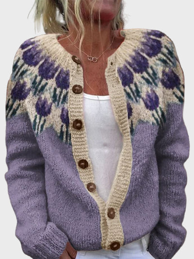 Knitted vest with floral pattern