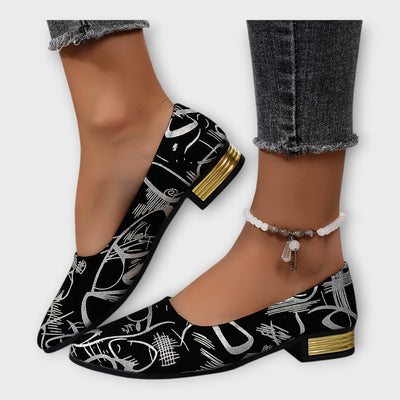 Elegant loafers with intricate details