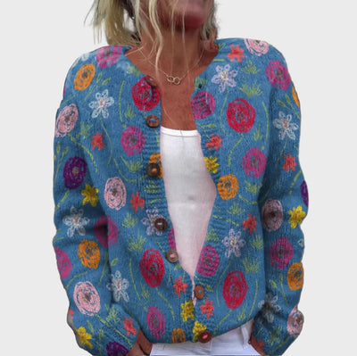 Knitted vest with floral pattern