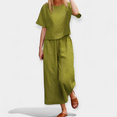 Airy short-sleeved trouser set
