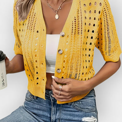 Short-sleeved summer shirt