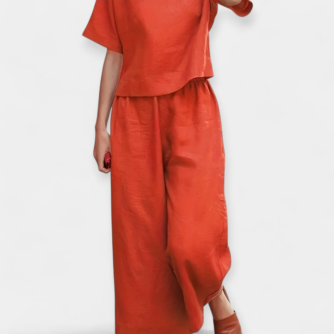 Airy short-sleeved trouser set