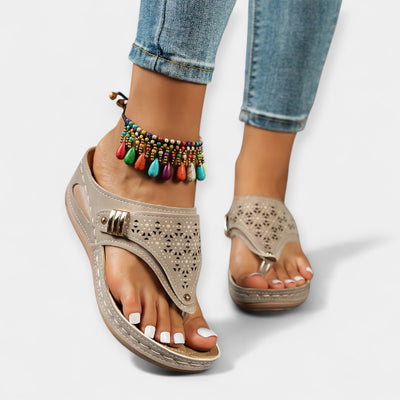 Breathable casual sandals