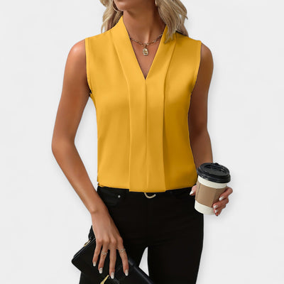 Sleeveless stylish shirt