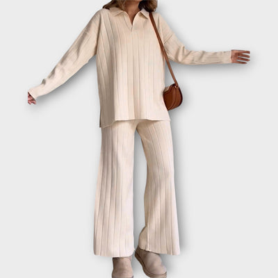 A set with loose lines and minimalist style