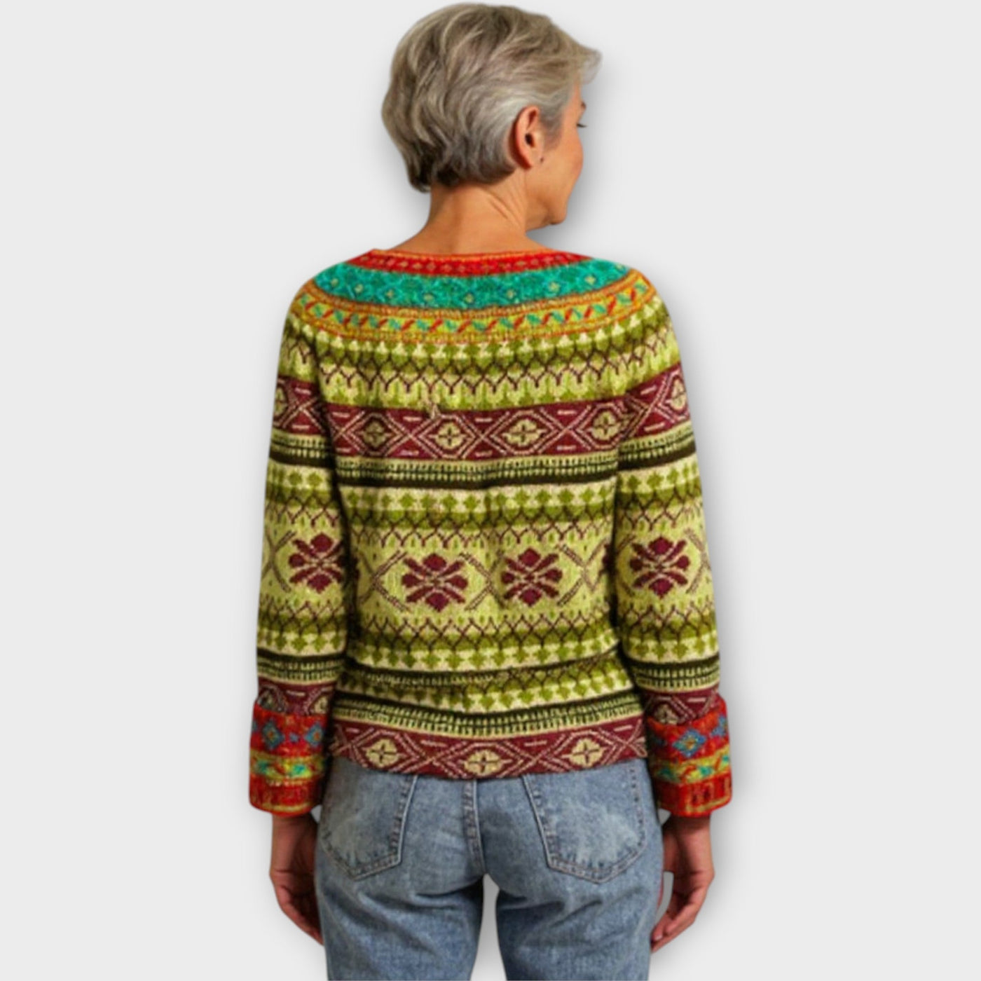 Knitted sweater with bohemian design