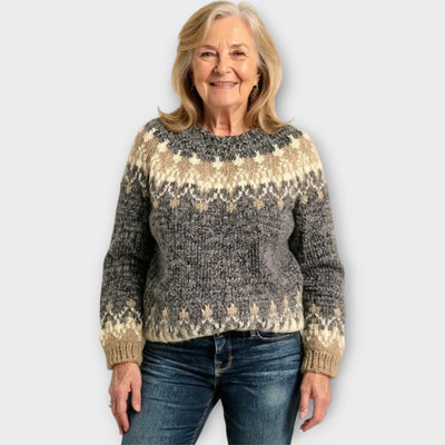 Knitted sweater with a timeless design