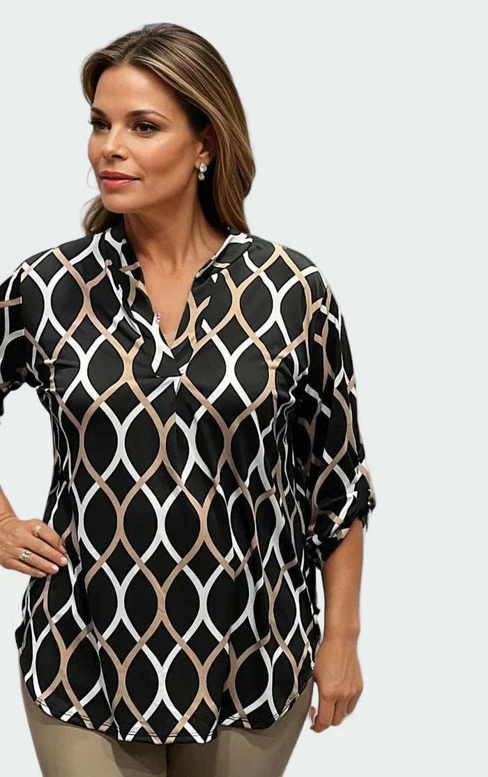 Casual blouse with long sleeves and elegant design