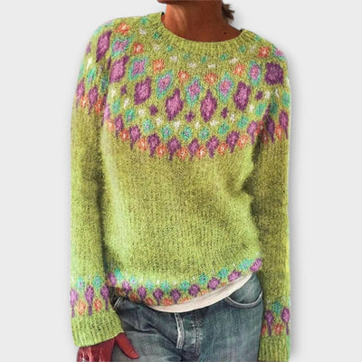 Loose and comfortable sweater