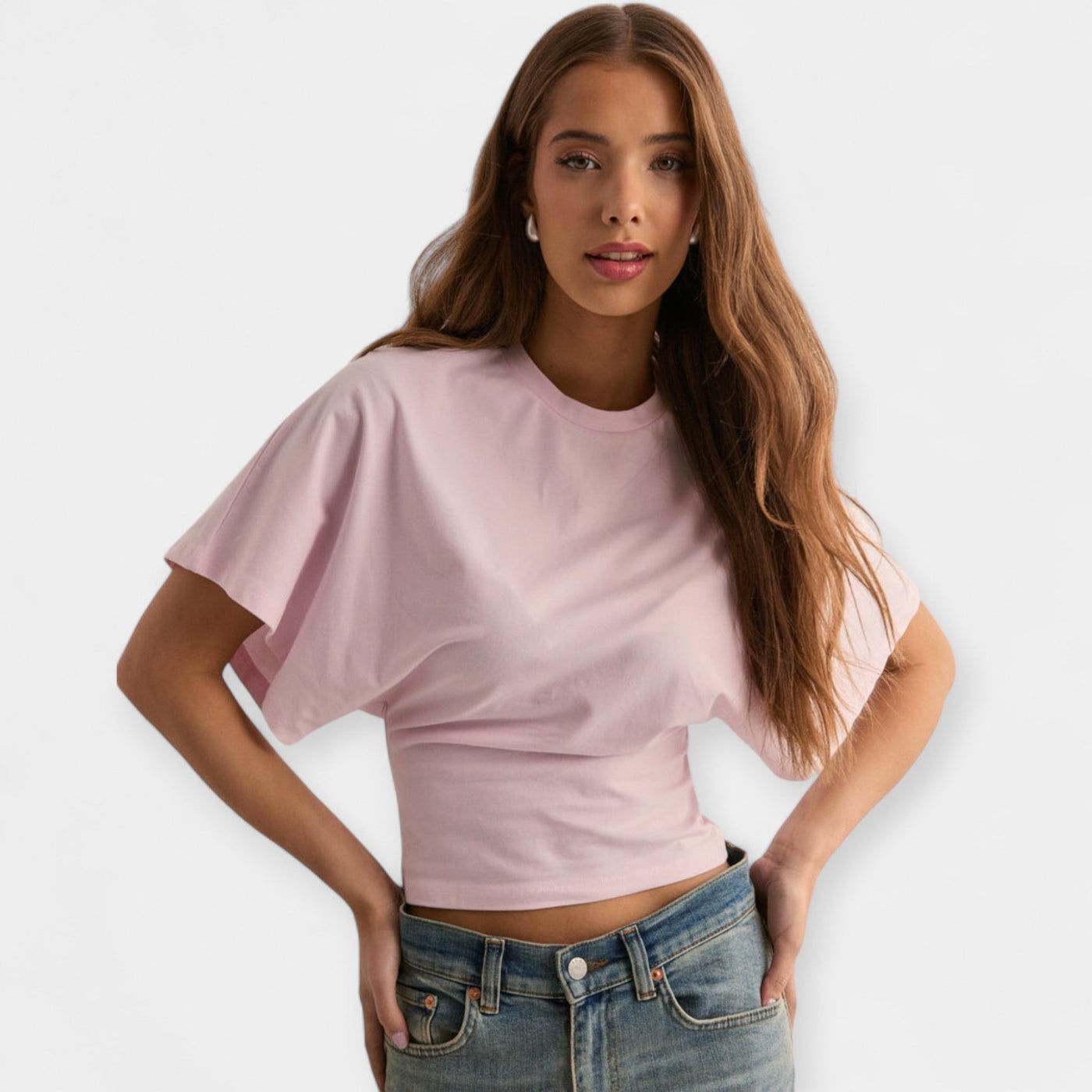 Shirt with wide sleeves