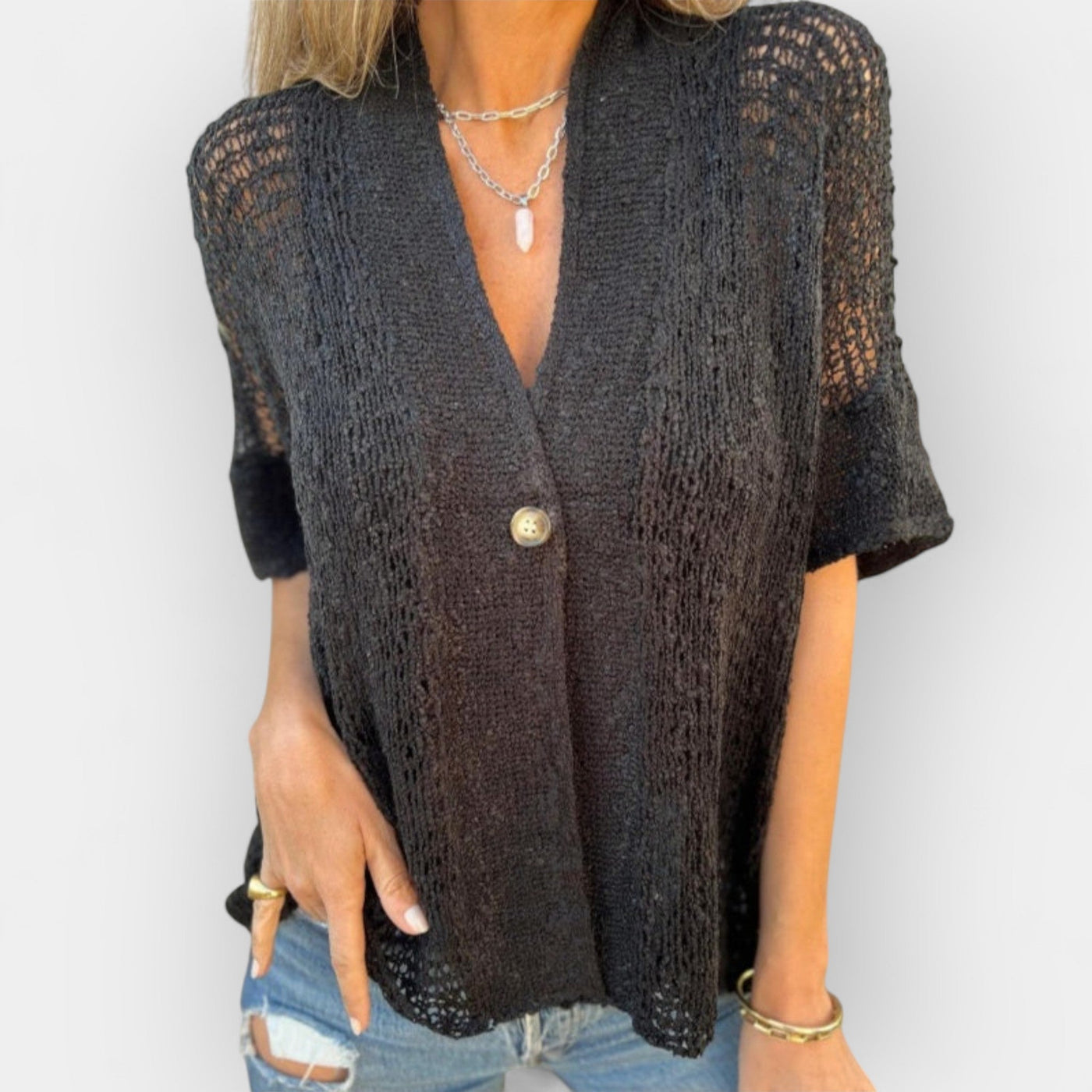 Knitted top with V-neck and button